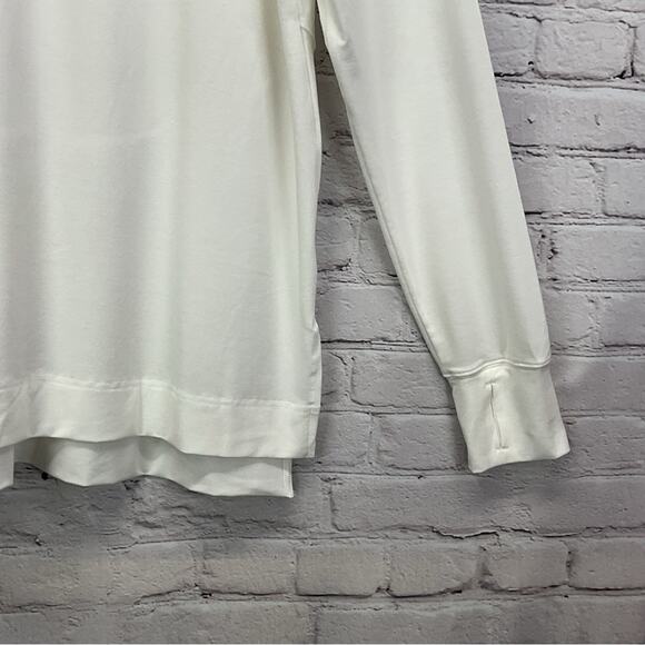 All in Motion Pullover Top Women's Size XXL White Athleisure Thumb Hole Relaxed - Picture 5 of 10